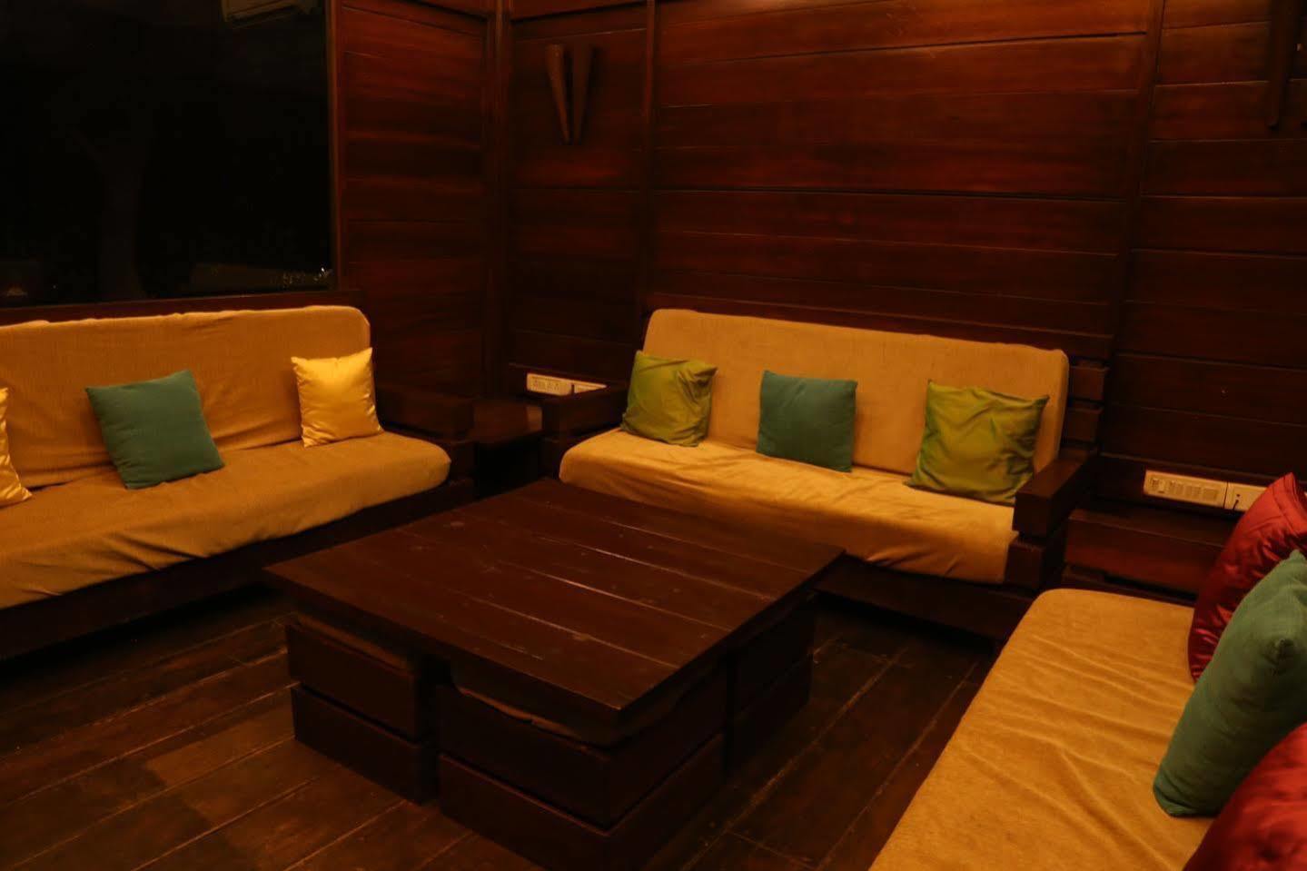 Outpost@Alibaug Hotel Alibag Bagian luar foto
