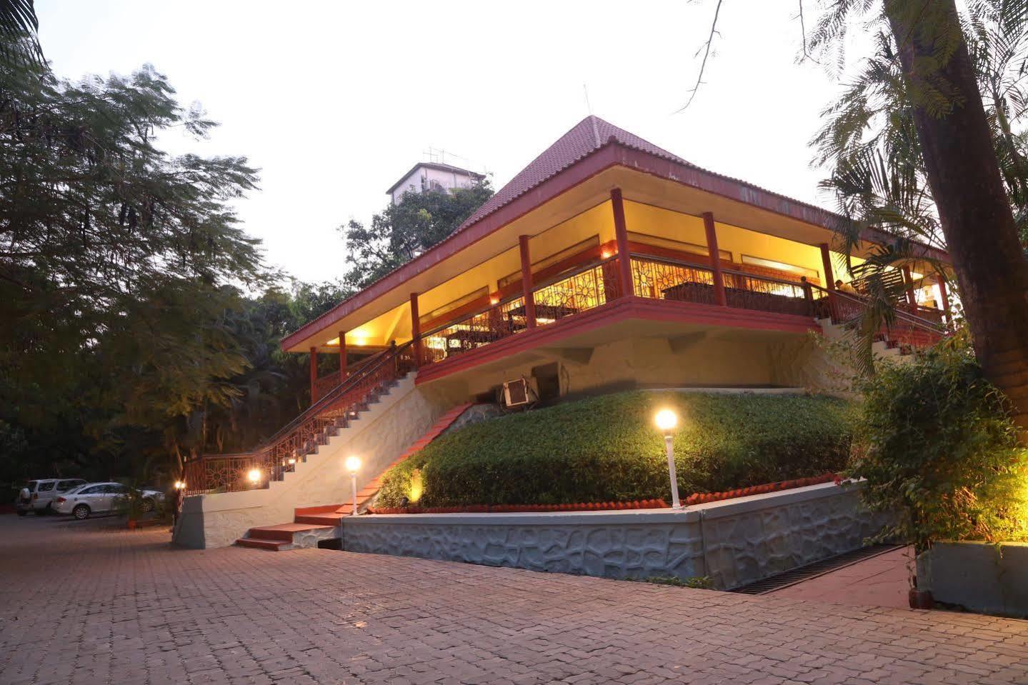 Outpost@Alibaug Hotel Alibag Bagian luar foto